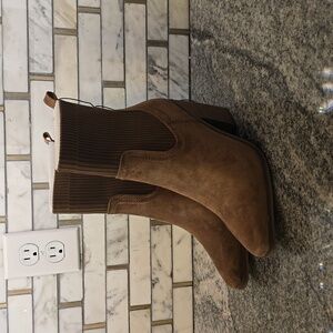 Universal Thread Heeled Booties "Kinley"